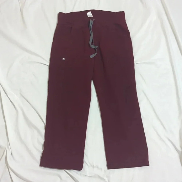 FIGS Kade Cargo Scrub Pants, Color Burgundy Size S/P (ALTERED/HEMMED) - Picture 4 of 16